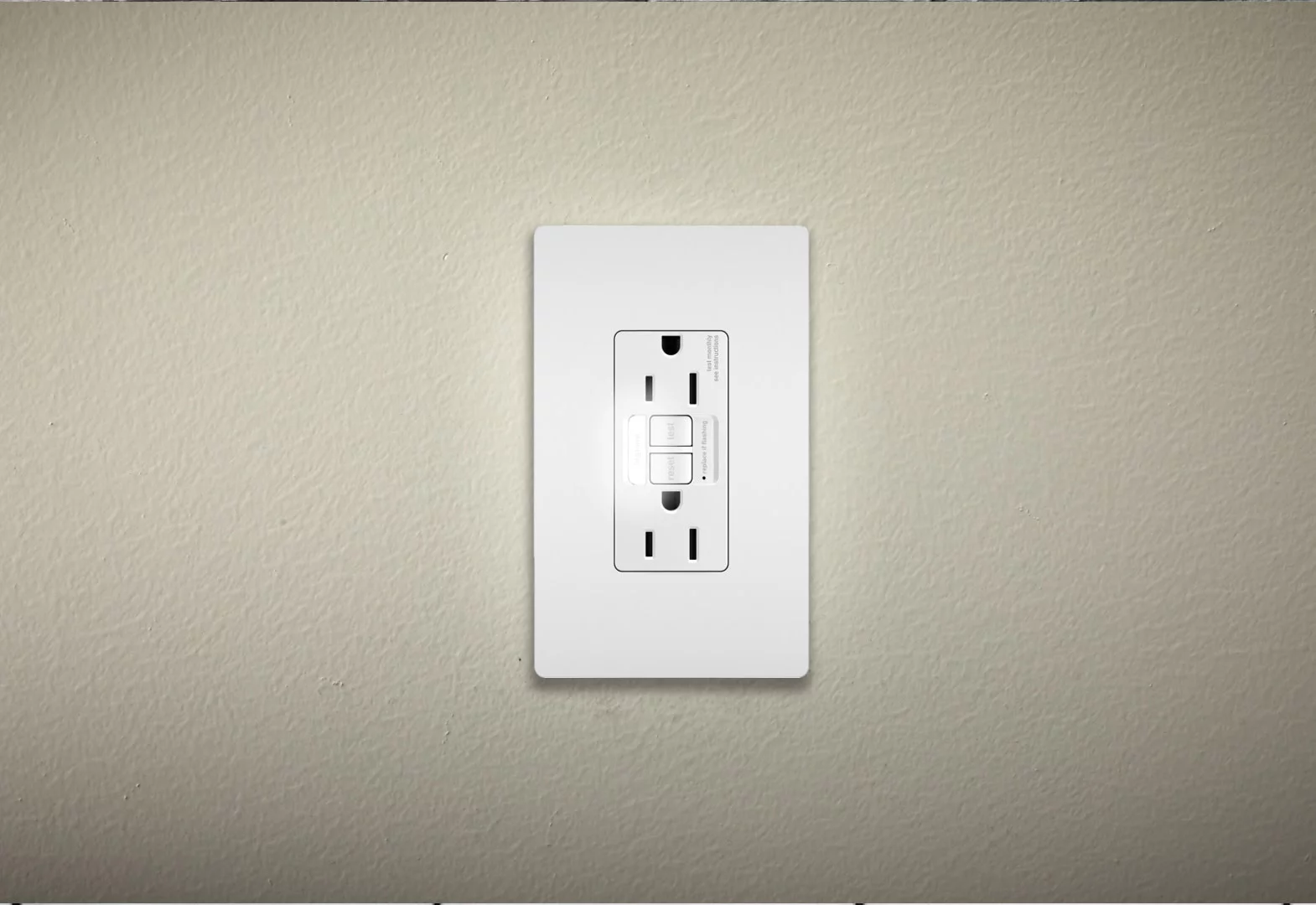 Legrand 1597Ntltr Radiant 15 Ampere Self-Test Night Light Gfci Electrical Outlet - Black